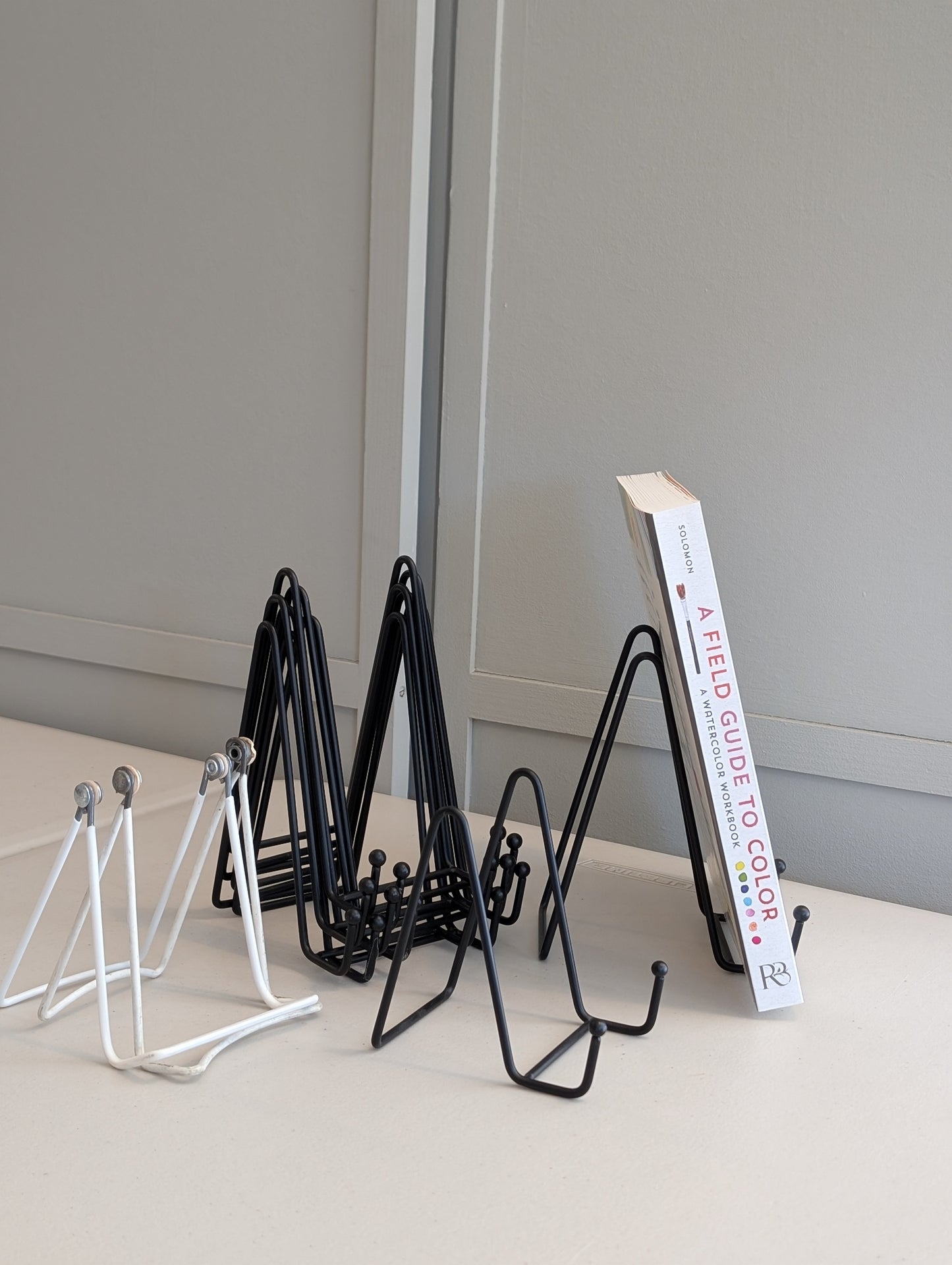 Book stands (set of 11)