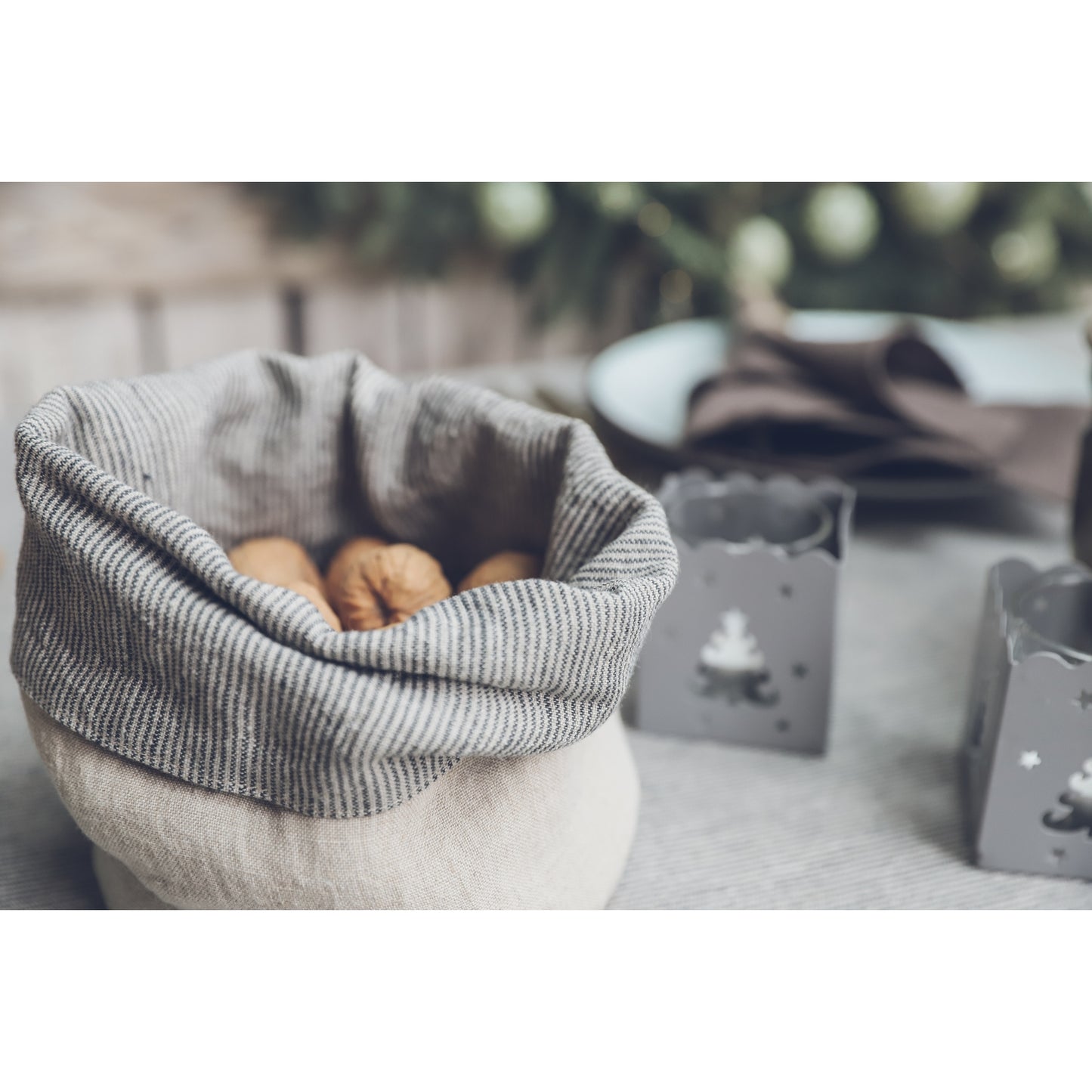 Linen bread basket