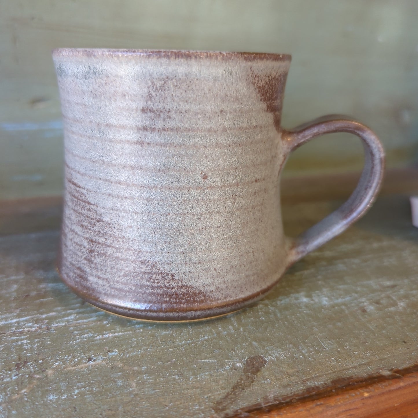 Stoneware mugs with handles