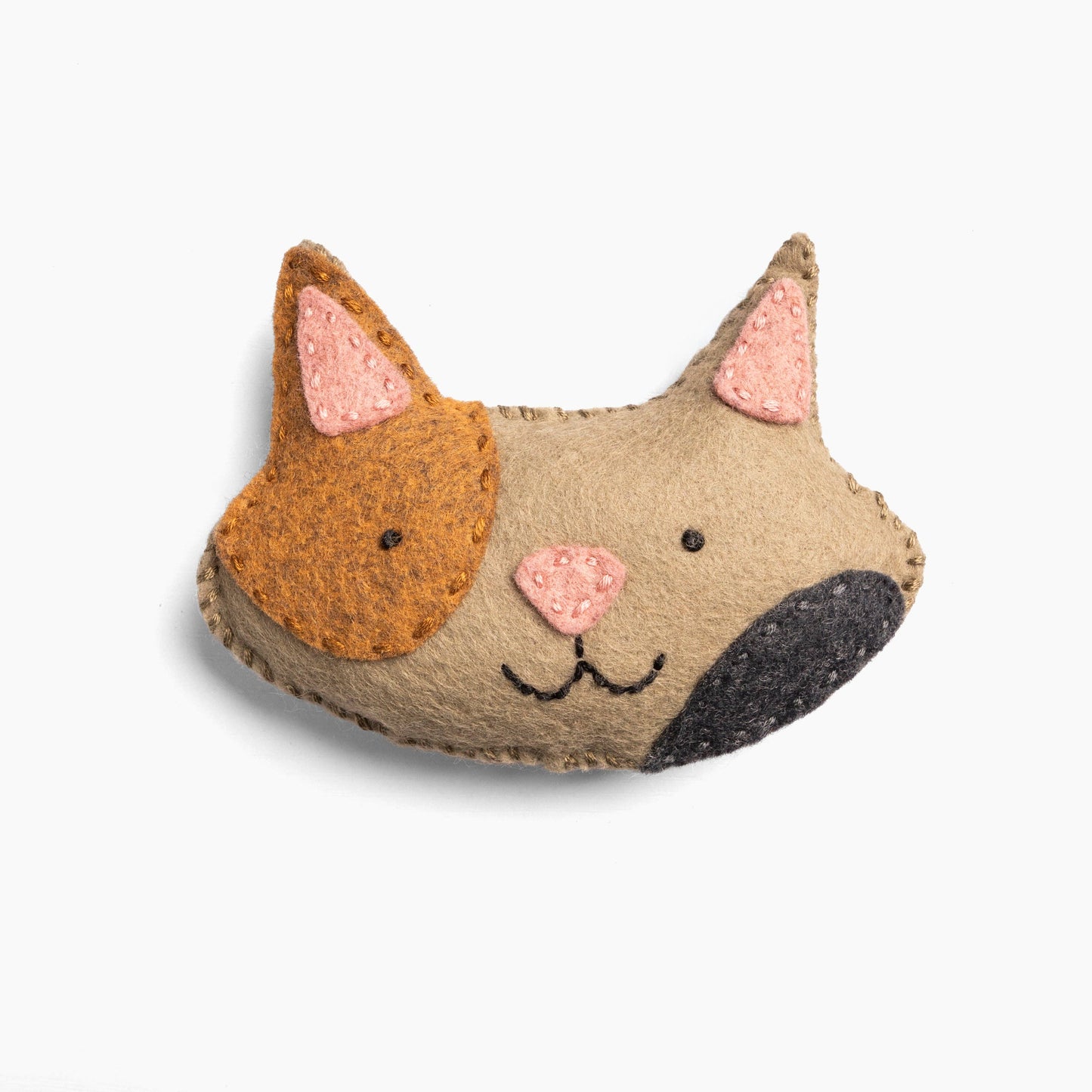 Churchill the Chatty Cat stitchin' kit