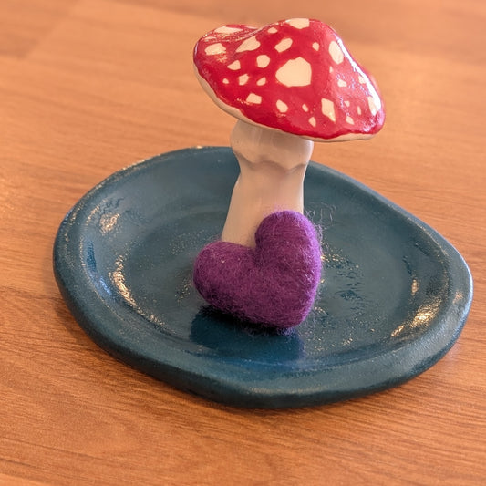 Mushroom ring dish