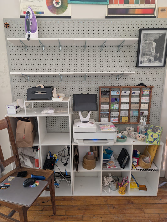 cube shelving (2 units)