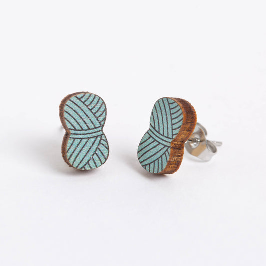 Yarn wooden earrings
