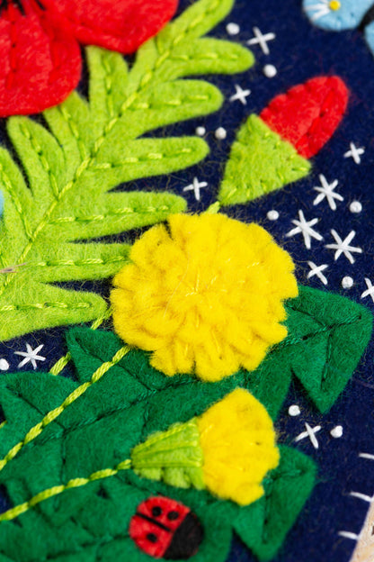 Wildflower Pennant  Felt Craft Kit